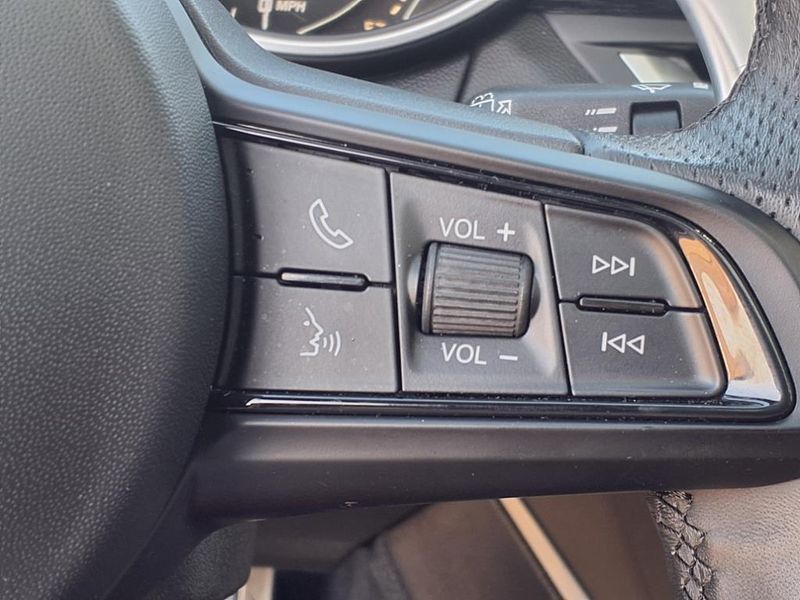 2022 Alfa Romeo Stelvio SprintImage 22