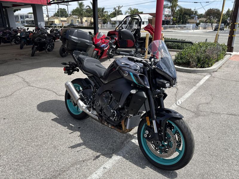 Used 2024 Yamaha MT-10 Image 10