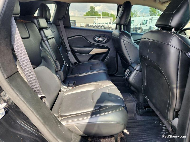 2018 Jeep Cherokee LimitedImage 37
