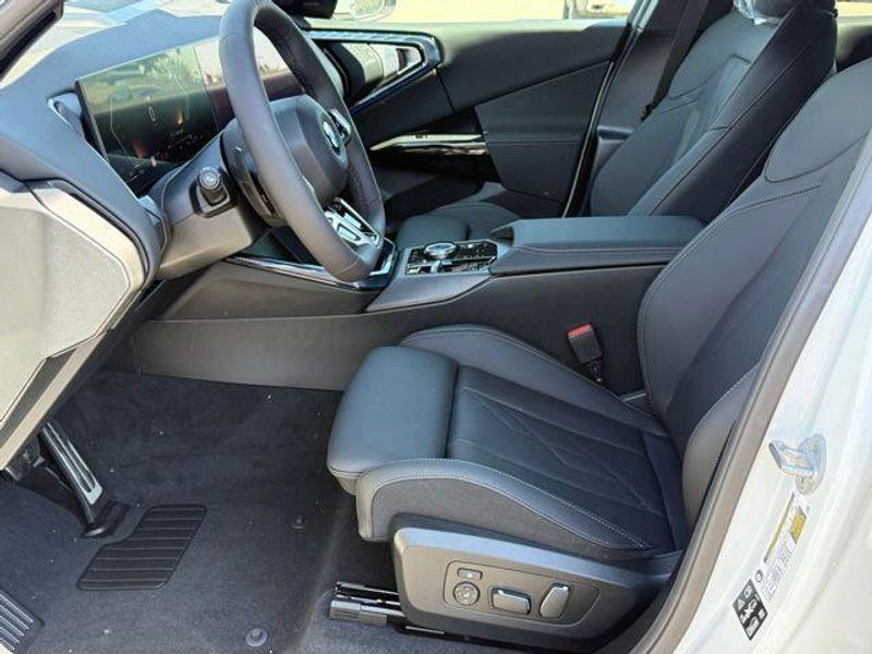 New 2026 BMW X3 30 xDriveImage 16