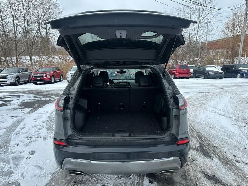 2019 Jeep Cherokee LimitedImage 17