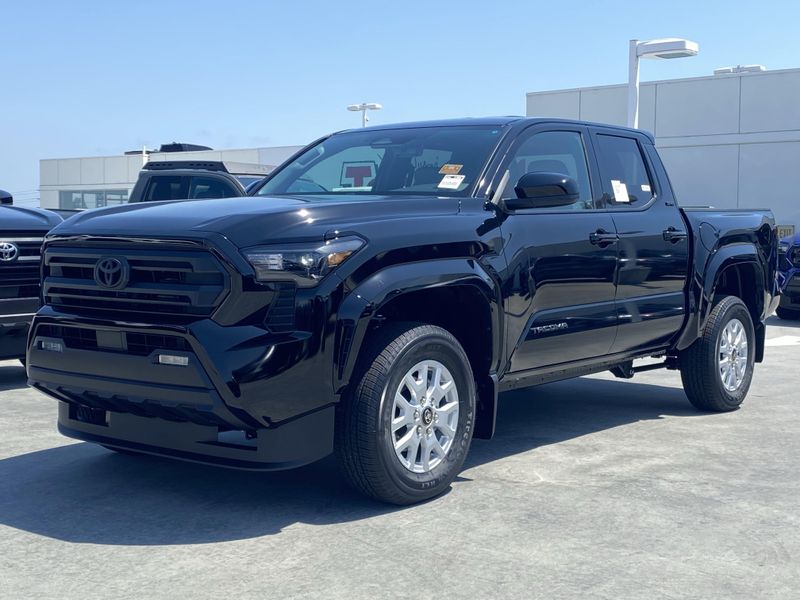 New 2025 Toyota Tacoma SR5Image 6
