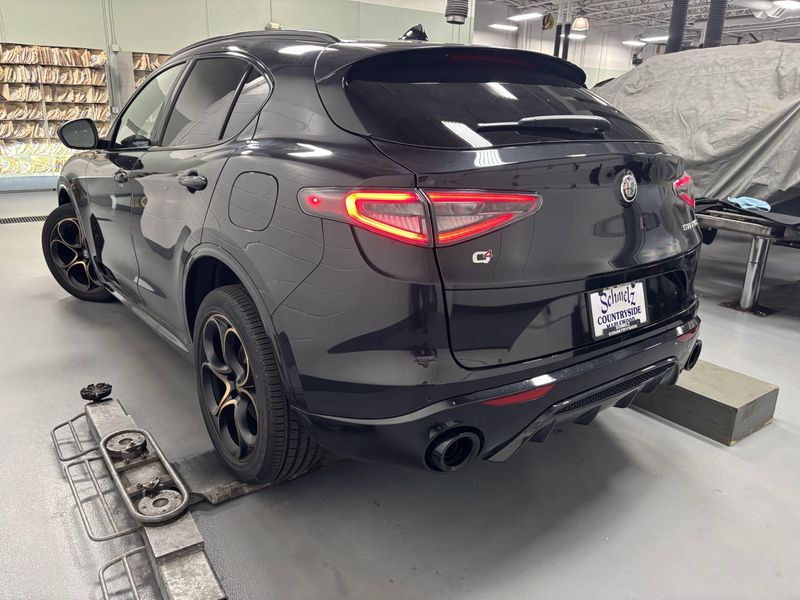 New 2025 Alfa Romeo Stelvio Intensa AwdImage 9