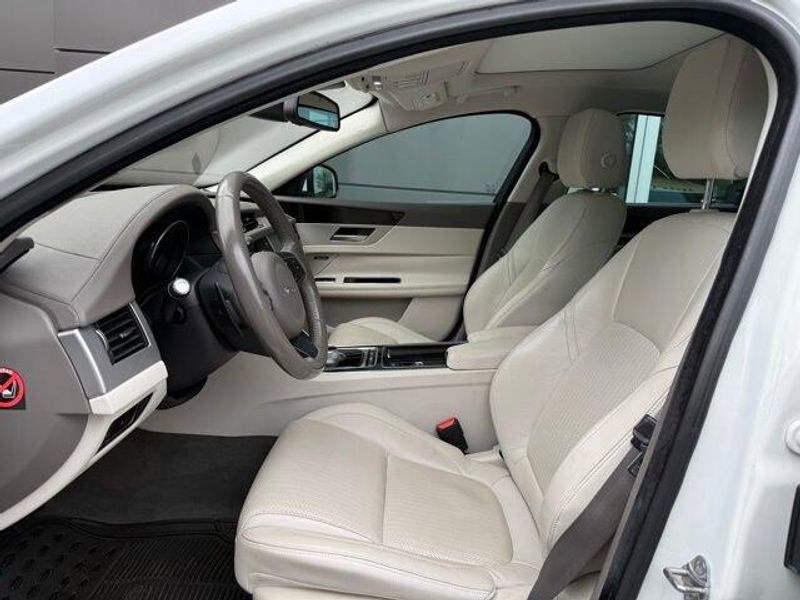 Used 2016 Jaguar XF 35t Prestige