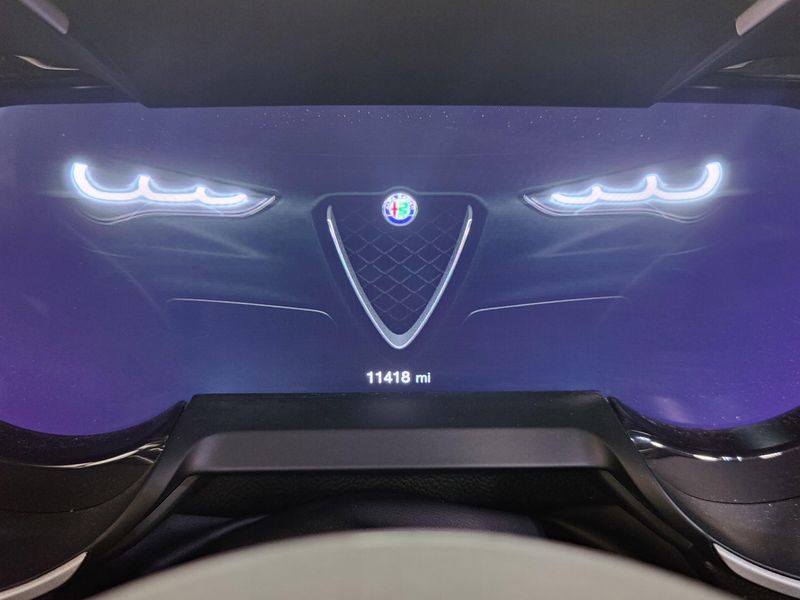 Used 2024 Alfa Romeo Stelvio Sprint AWD w/Sunroof/Nav/Wheel PkgImage 34