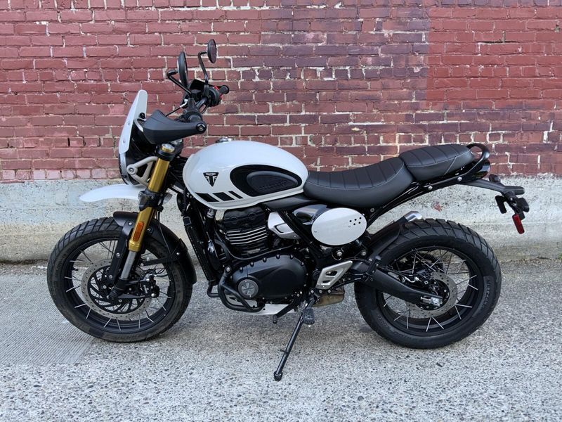 2026 Triumph SCRAMBLER 400 XC
