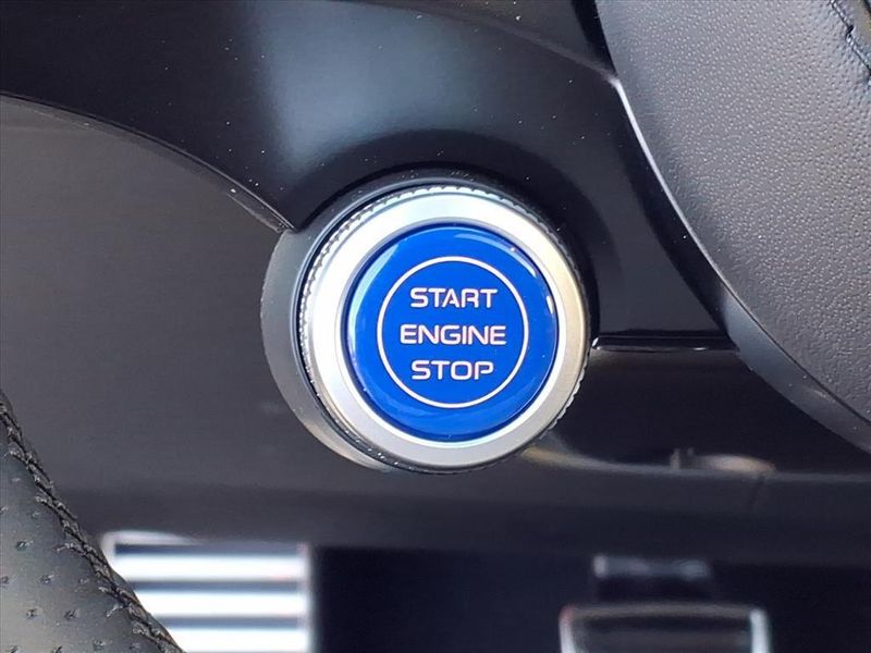 New 2025 Maserati Grecale ModenaImage 19