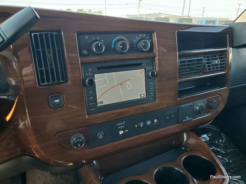 2020 GMC Savana Cargo Image 41