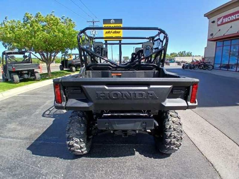 2025 Honda PIONEER 10006 DELUXE CREW 