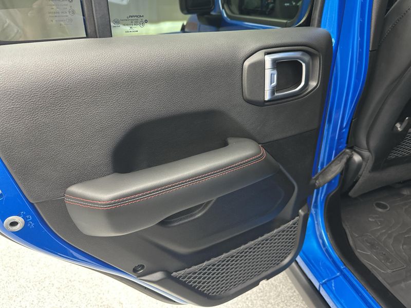 New 2026 Jeep Wrangler 4-door Rubicon XImage 25