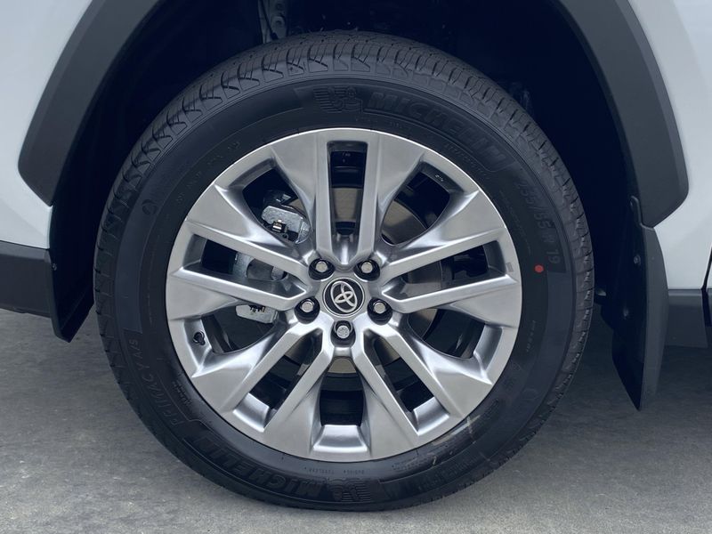 New 2025 Toyota RAV4 XLE PremiumImage 8