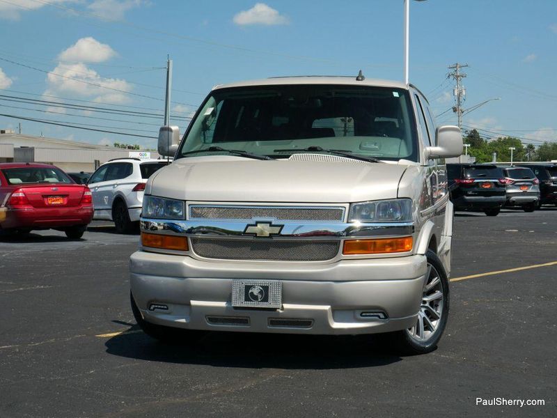 Used 2019 Chevrolet Express 2500 Image 8