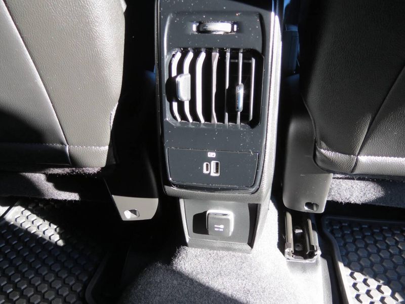 Used 2025 Jeep Compass Trailhawk 4x4 4dr SUVImage 11