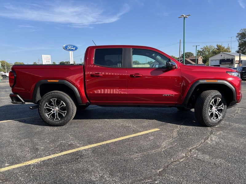 2024 Gmc Canyon AT4 photo 4