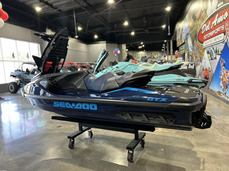 New 2025 Sea-Doo GTX 300 (SOUND SYSTEM) Image 10