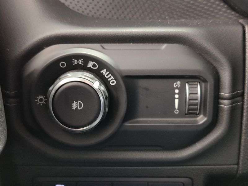 Used 2024 Jeep Wrangler 4xE Rubicon Hardtop w/NavImage 27