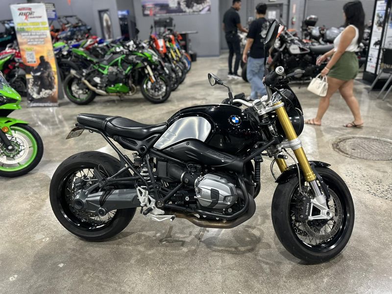 Used 2016 BMW R nineT Image 2