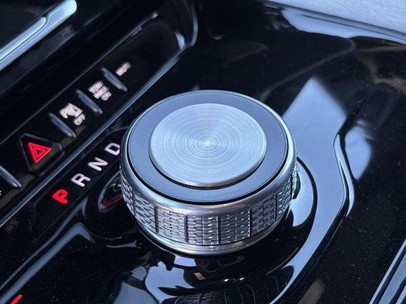 2026 Jeep Grand Wagoneer 4x4Image 22