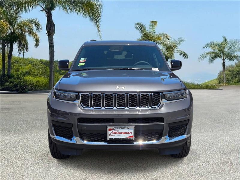 New 2026 Jeep Grand Cherokee L Laredo 4x2