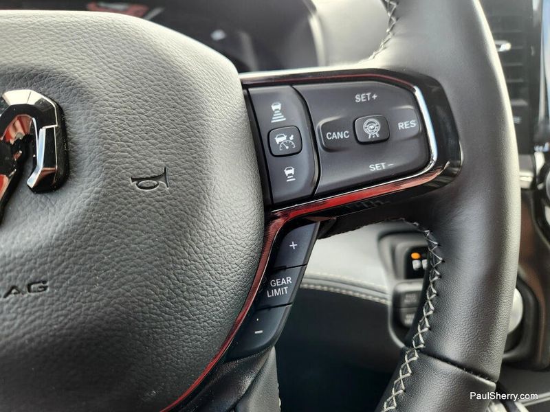 New 2026 RAM 1500 Limited Crew Cab 4x4 5'7' Box