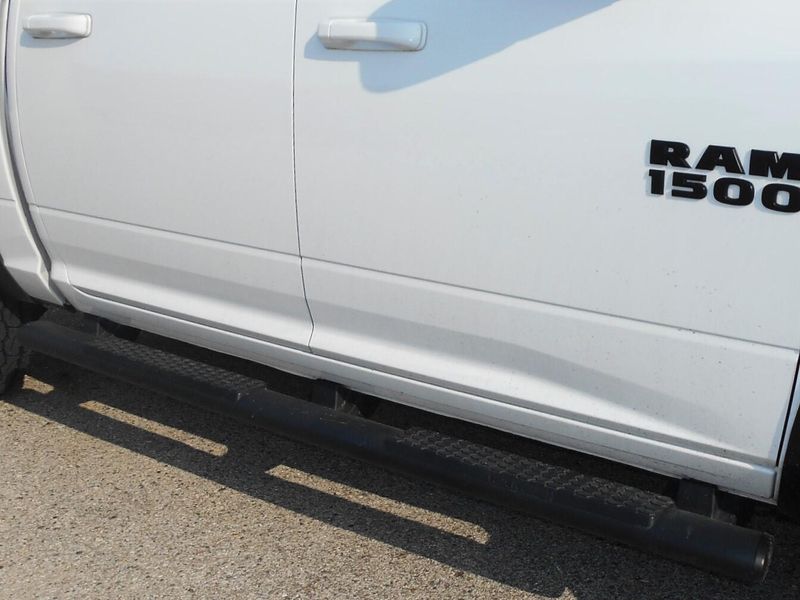 2016 RAM 1500 RebelImage 12