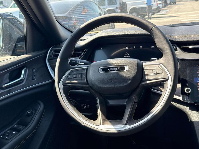 New 2026 Jeep Grand Cherokee L 85th Anniversary Edition 4x4