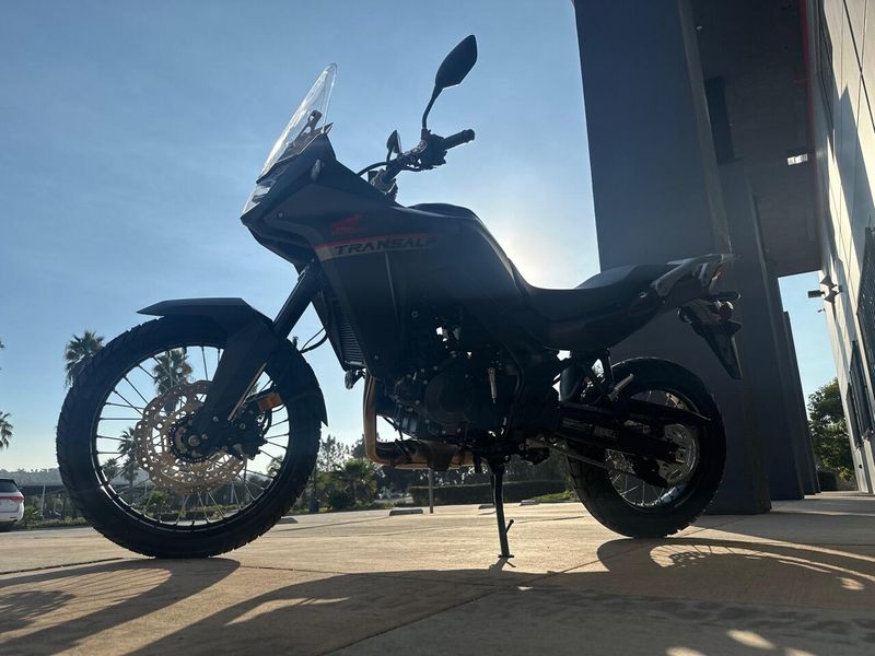 2024 Honda Transalp Image 7