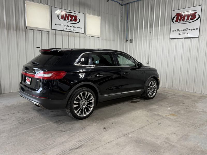 Used 2016 Lincoln MKX ReserveImage 4
