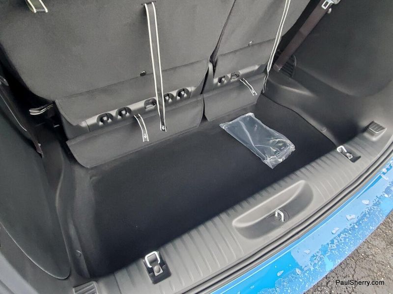 New 2026 Chrysler Pacifica Select