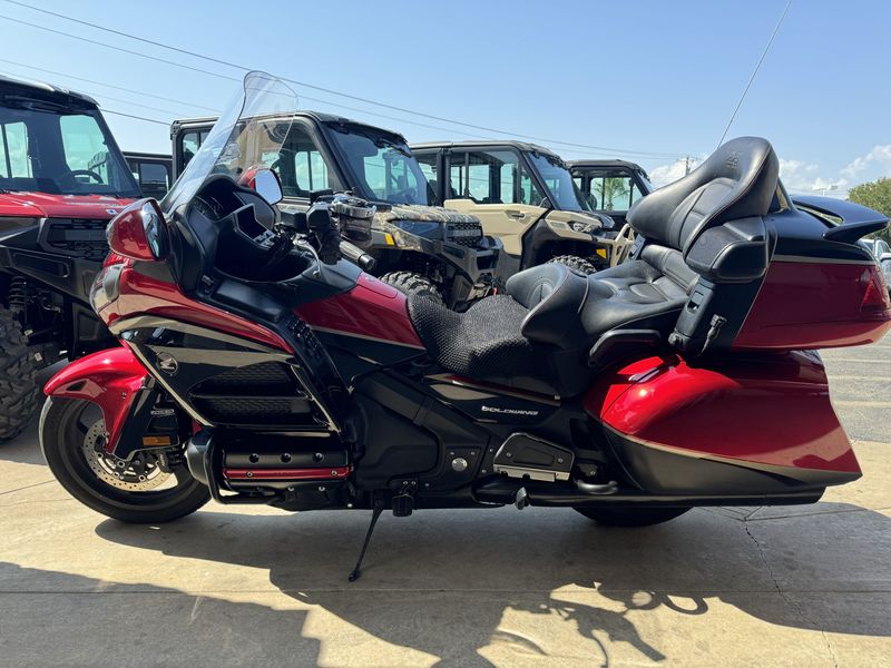 2015 Honda GOLD WING AUDIO COMFORT NAVI XM ABS REDImage 4