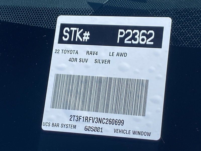 2022 Toyota RAV4 LEImage 33