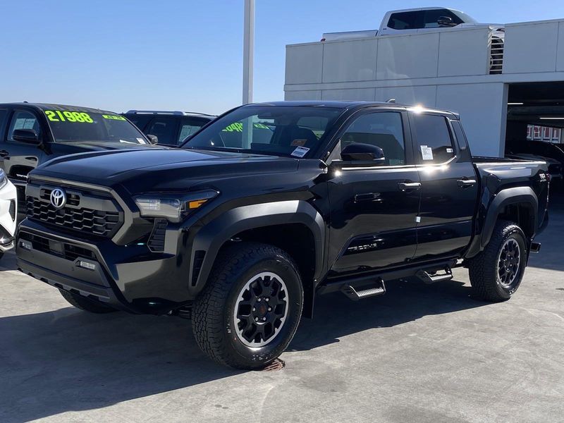 2024 Toyota Tacoma TRD Off RoadImage 6