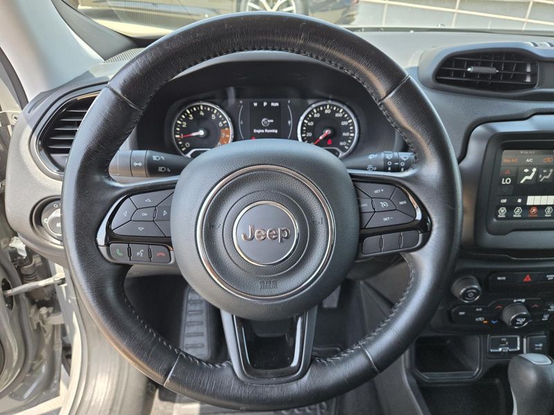 Used 2019 Jeep Renegade Altitude FWD