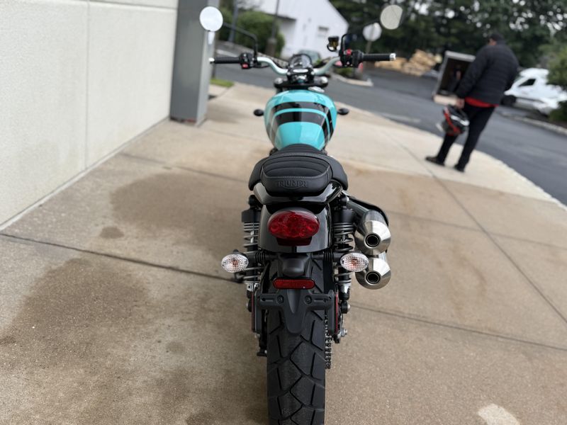 2025 Triumph Scrambler 900Image 5
