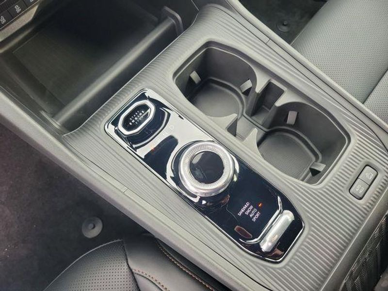 New 2026 Jeep Cherokee Limited 4x4