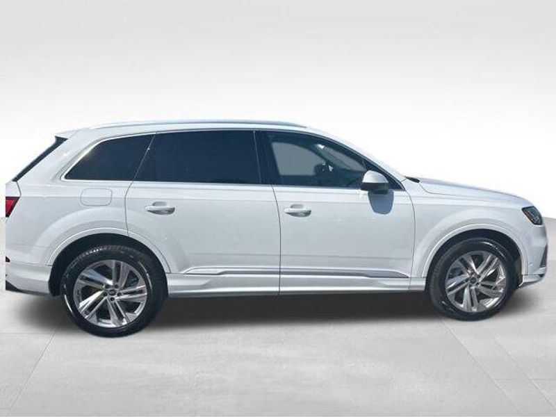 Used 2023 Audi Q7 Premium
