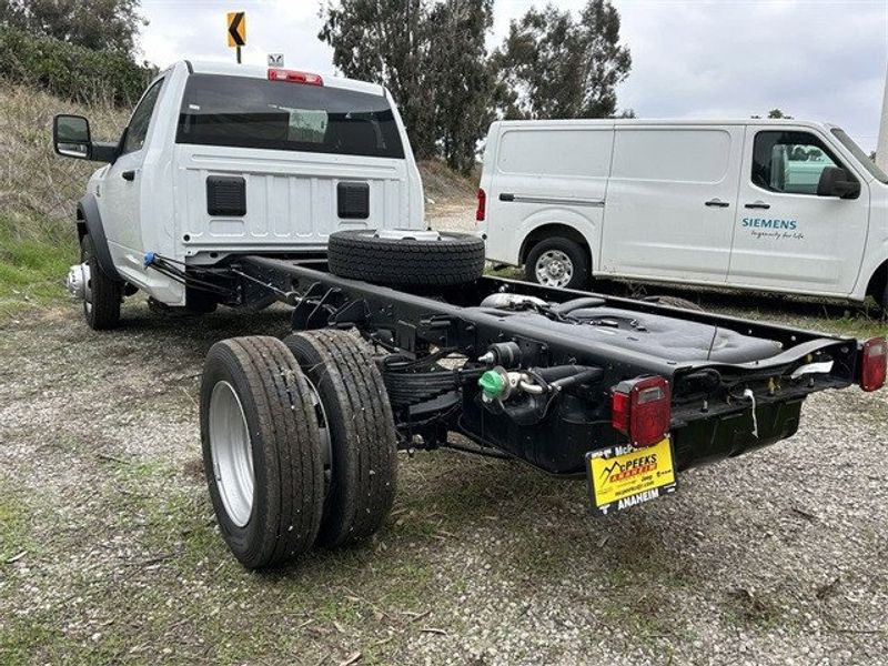 2024 RAM 5500 Tradesman Chassis Regular Cab 4x2 84