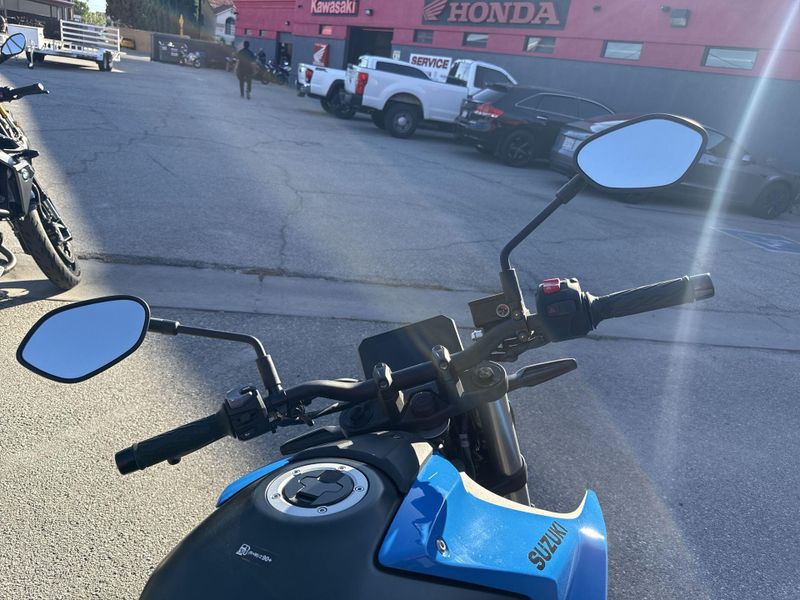 Used 2024 Suzuki GSX-8S Image 11