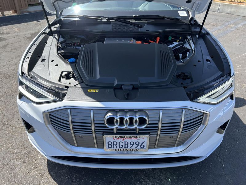 Used 2019 Audi e-tron Premium PlusImage 32