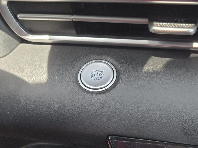 Used 2022 Hyundai Elantra SEL IVT