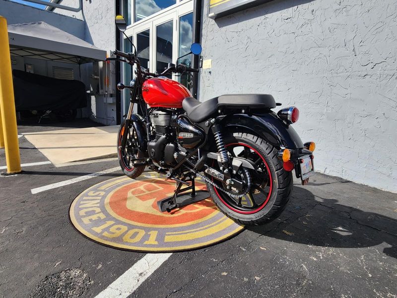 New 2024 Royal Enfield METEOR 350 Image 7