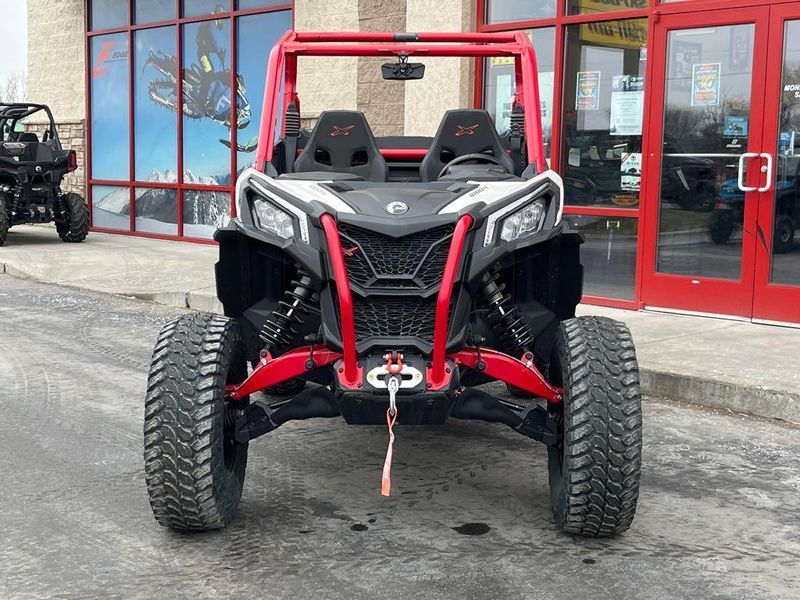 New 2025 Can-Am MAVERICK SPORT XRC 64 1000R 