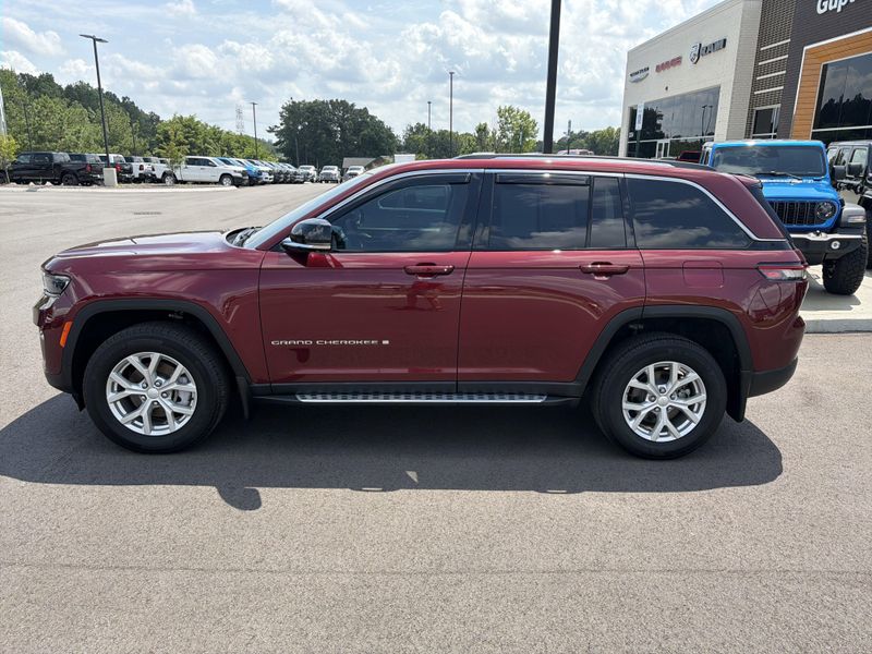 Used 2023 Jeep Grand Cherokee LimitedImage 20