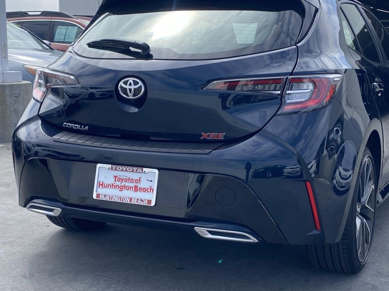 2022 Toyota Corolla Hatchback XSEImage 5