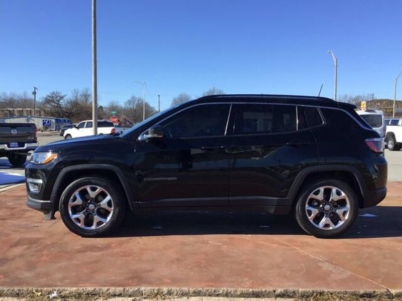 2019 Jeep Compass LimitedImage 2