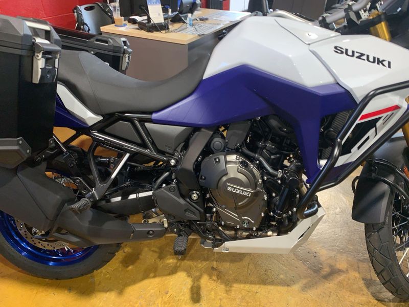New 2025 Suzuki V-STROM 800DE ADVENTURE Image 14