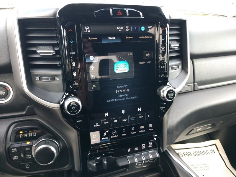 2023 RAM 1500 Big Horn Crew Cab 4x4 5