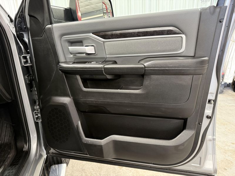 Used 2022 RAM 2500 Big HornImage 8