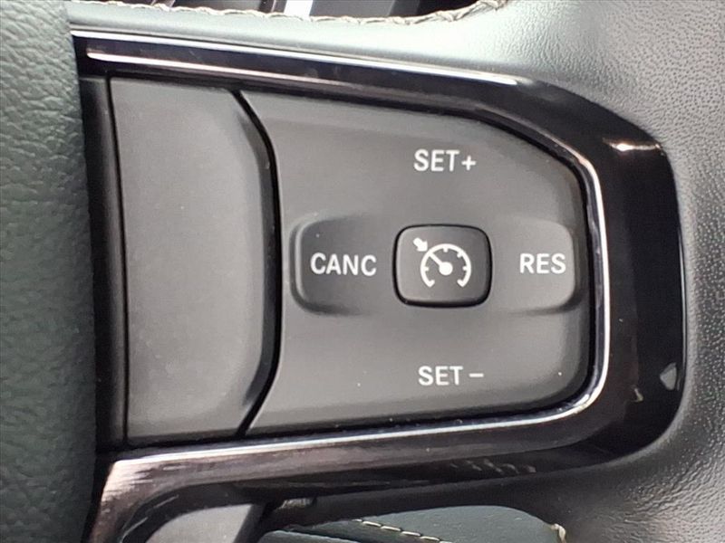 Used 2023 RAM 1500 LimitedImage 19