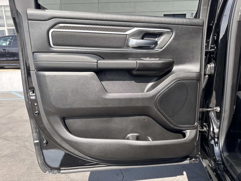 New 2026 RAM 1500 Big Horn Crew Cab 4x2 5'7' Box